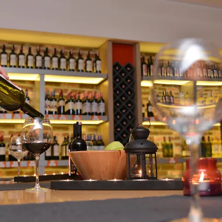 Anemon Grand 마니사