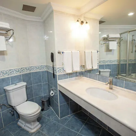 Anemon Grand 마니사