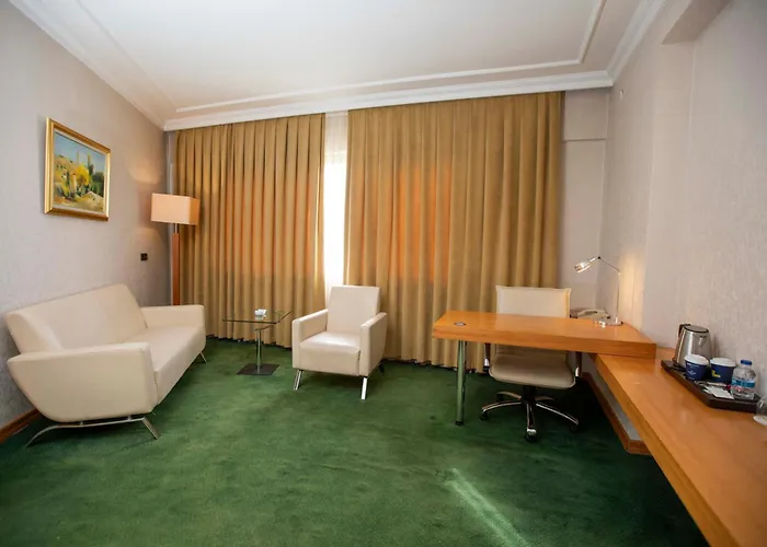 Anemon Grand 5* Manisa