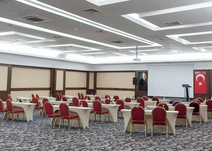 Anemon Grand Hotel 5*