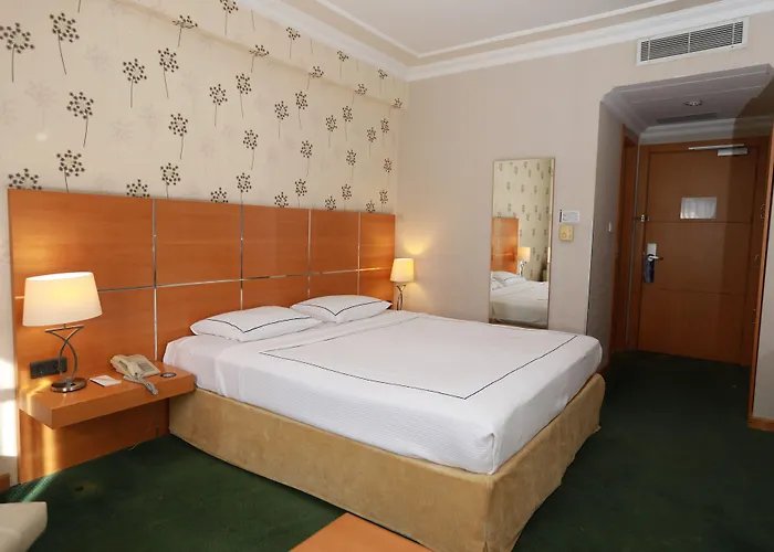 Anemon Grand Hotel 5*